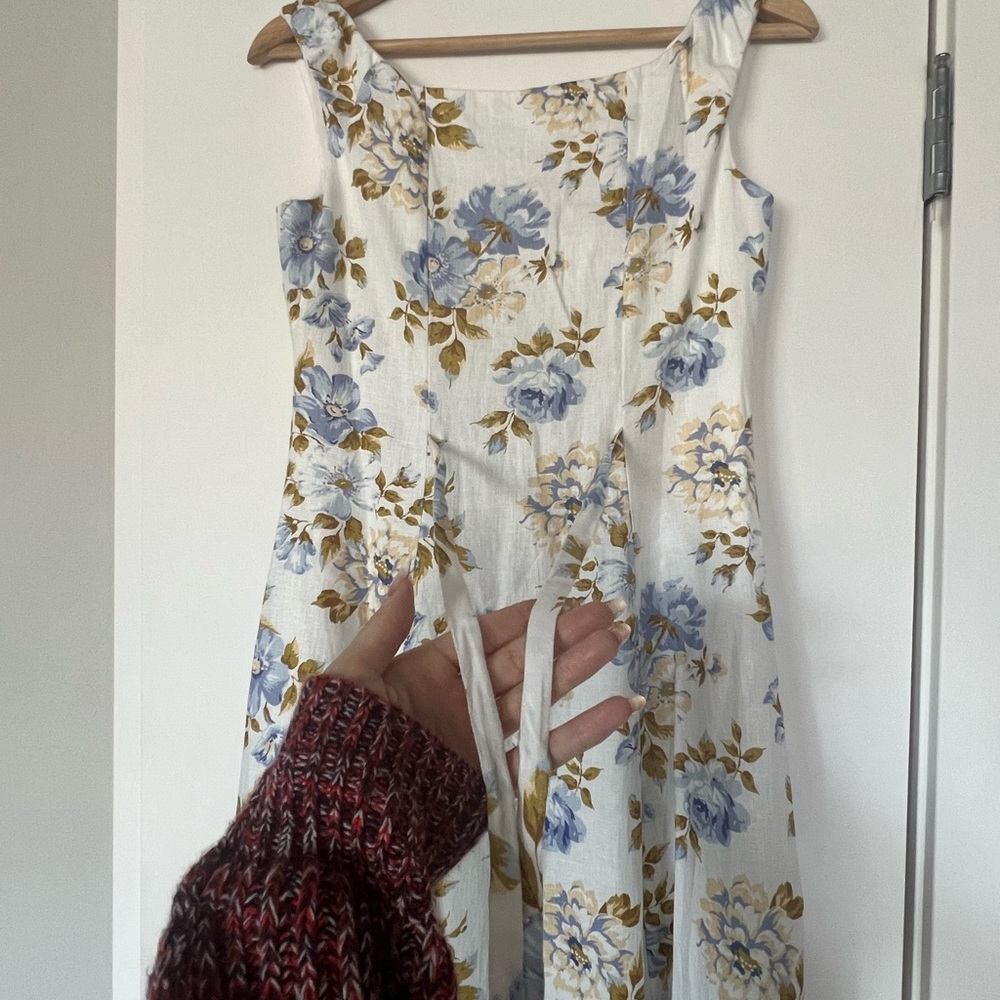 Reformation 100% linen Louisa midi dress! - Picture 7 of 10